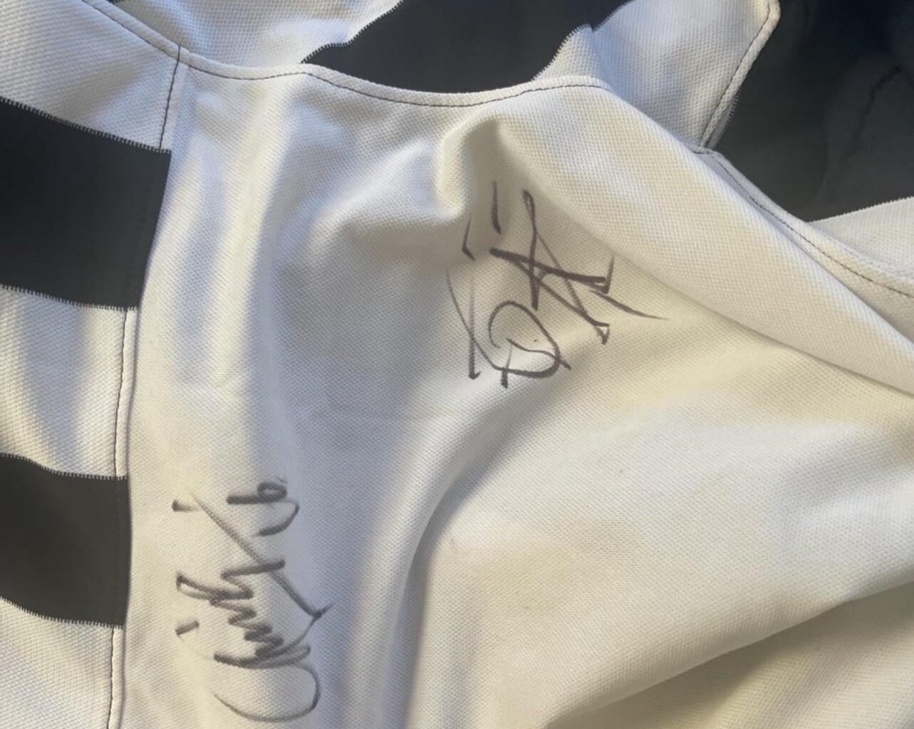 Help identifying juve autographs?