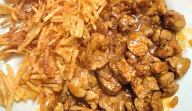 León-style sweetbreads with shoestring potatoes