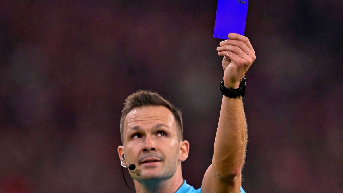IFAB: Keine Blaue Karte im Profi-Fußball