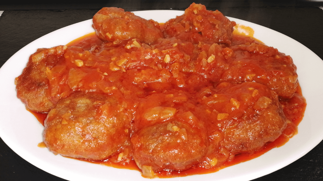 Minced Meat Mini Filettes in Tomato Sauce