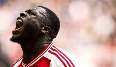 AFC Ajax - FC Utrecht ends in a simple 2-0 victory for Ajax.
