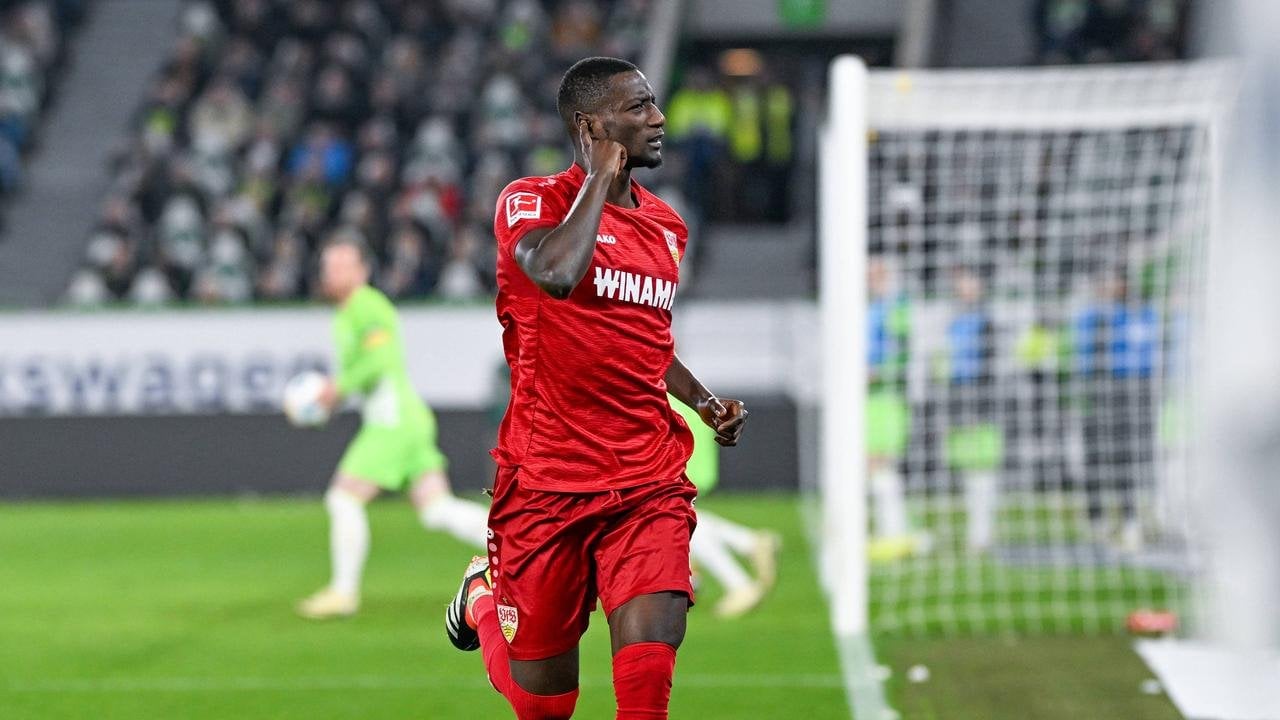 Erfolg in Wolfsburg: Doppelpacker Guirassy schießt Stuttgart zum Sieg