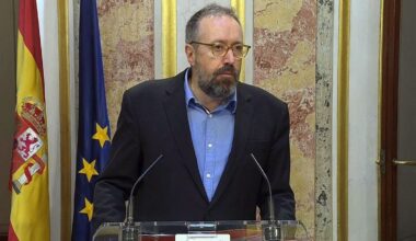 Abascal ficha a Girauta para ser el número tres en la lista de Vox a las elecciones europeas