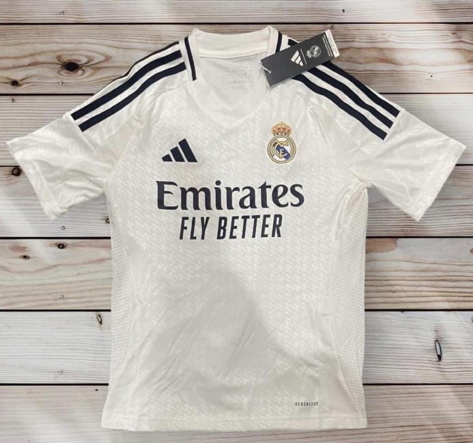 Leaked Real Madrid home kit for the 24/25 season. Thoughts?