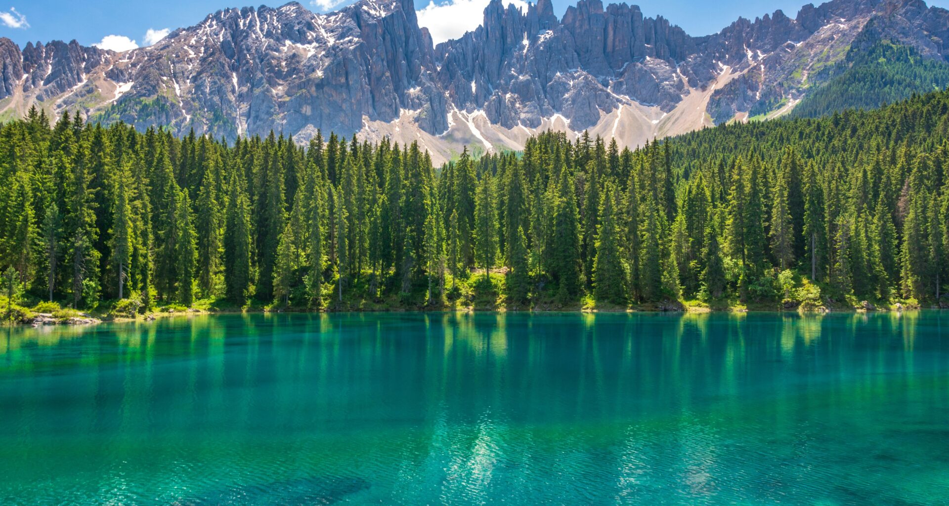 Lago di Carezza, Italy