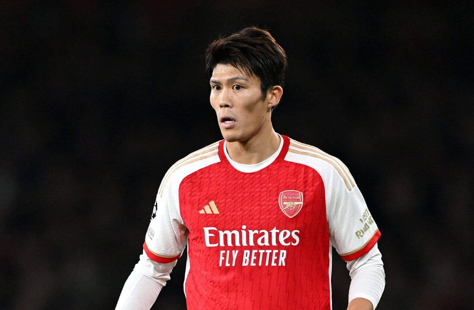 Tomiyasu signs new Arsenal contract