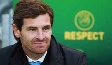 Curiosidades do futebol: sabiam que Villas-Boas, com 21 anos, foi responsável técnico das seleções jovens das Ilhas Virgens Britânicas e ao que parece não lhes disse ser tão jovem? Descobri há bocado num fantástico podcast...