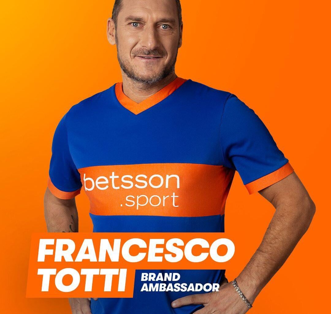 [Mari] Betsson presented its infotainment platform with Francesco Totti as testimonial. And the way the sponsor is written you see on that shirt is exactly the one that should appear on the Inter 2024/2025 shirt.