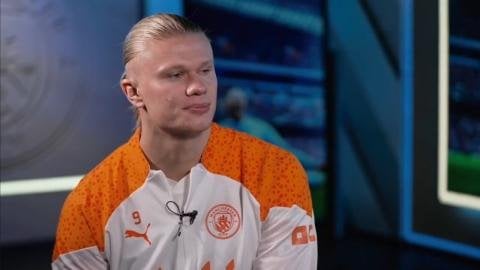 Erling Haaland on Trent Alexander-Arnold’s comments about how Liverpool’s trophies are more valuable than Man City’s from a financial point of view: "If he wants to say that, okay. I’ve been here 1 year & I’ve won The Treble & it was quite a nice feeling. I don’t think he knows exactly this feeling"