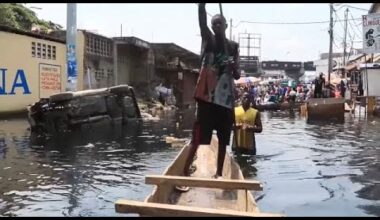 Inondations record en RDC : le fleuve Congo envahit certains quartiers de Kinshasa