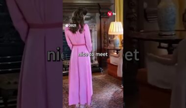 Princess of Wales wears pink to meet young girl diagnosed with cancer in resurfaced clip #shorts