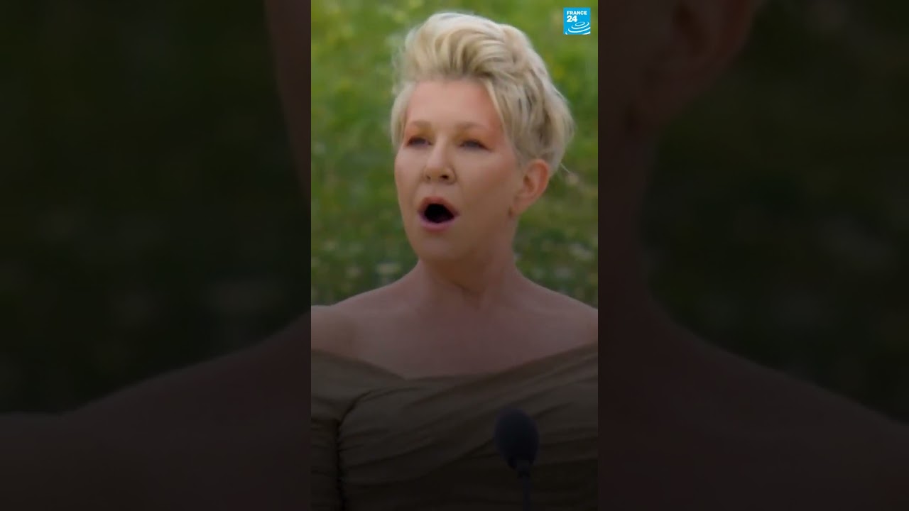 1/2 ▶️ Grandes momentos de la ceremonia de encendido de la llama olímpica