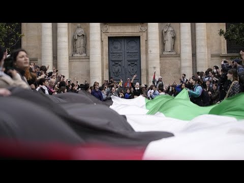 Les étudiants de Sciences Po lèvent leur blocus