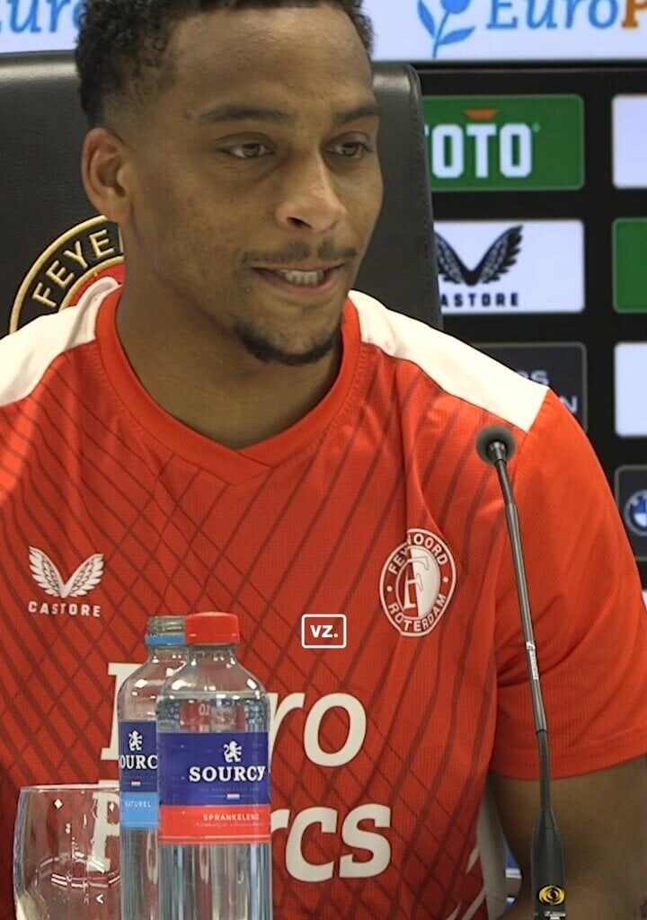 [voetbalzone] interviewer: "Its a beautiful day for you, as a feyenoord player, do you feel the pain of the ajax players?" Quentin Timber: "no"