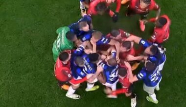 Inter and Milan players celebrating the Championship together after derby