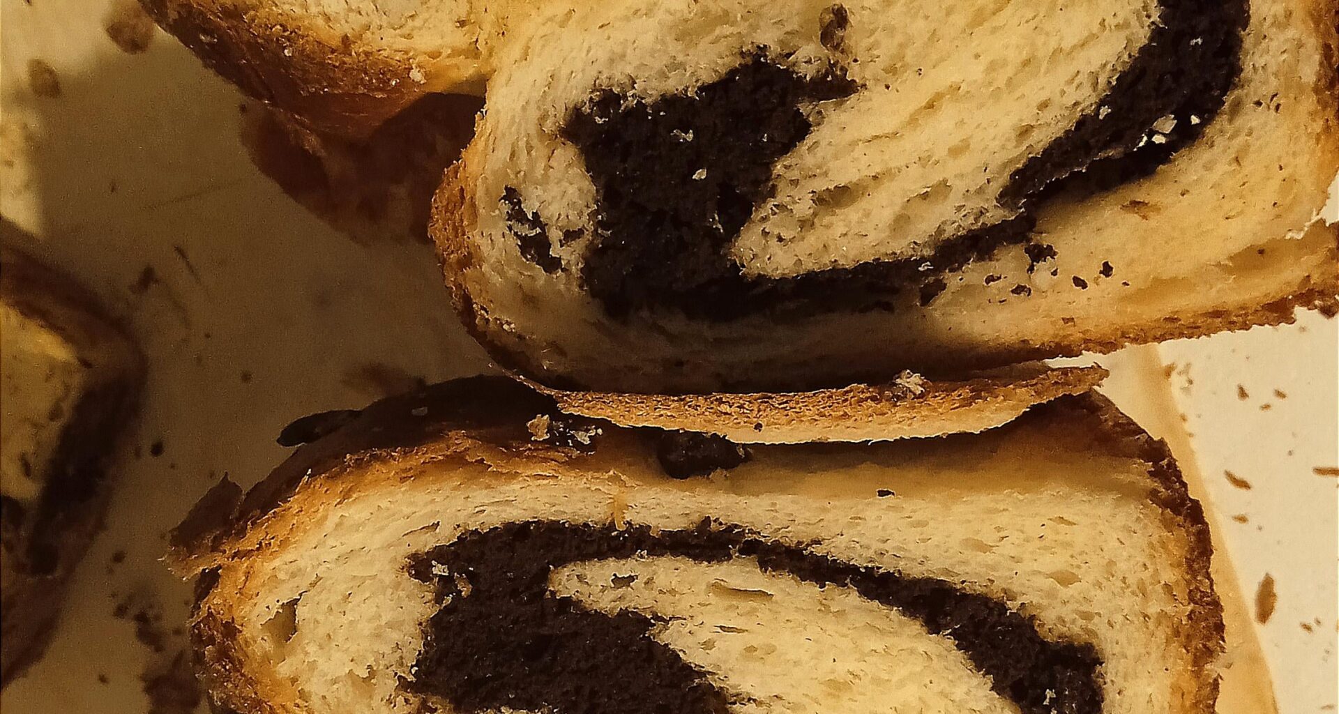 Romanian sweet brioche bread