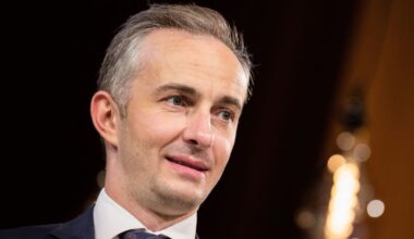 Jan Böhmermann siegt vor Gericht gegen Spielerberater Roger Wittmann