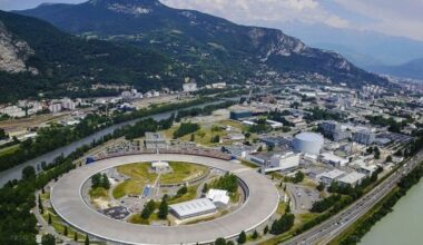 Produire de l'innovation, innover dans la production - STMicro : la spirale du désastre à la grenobloise.