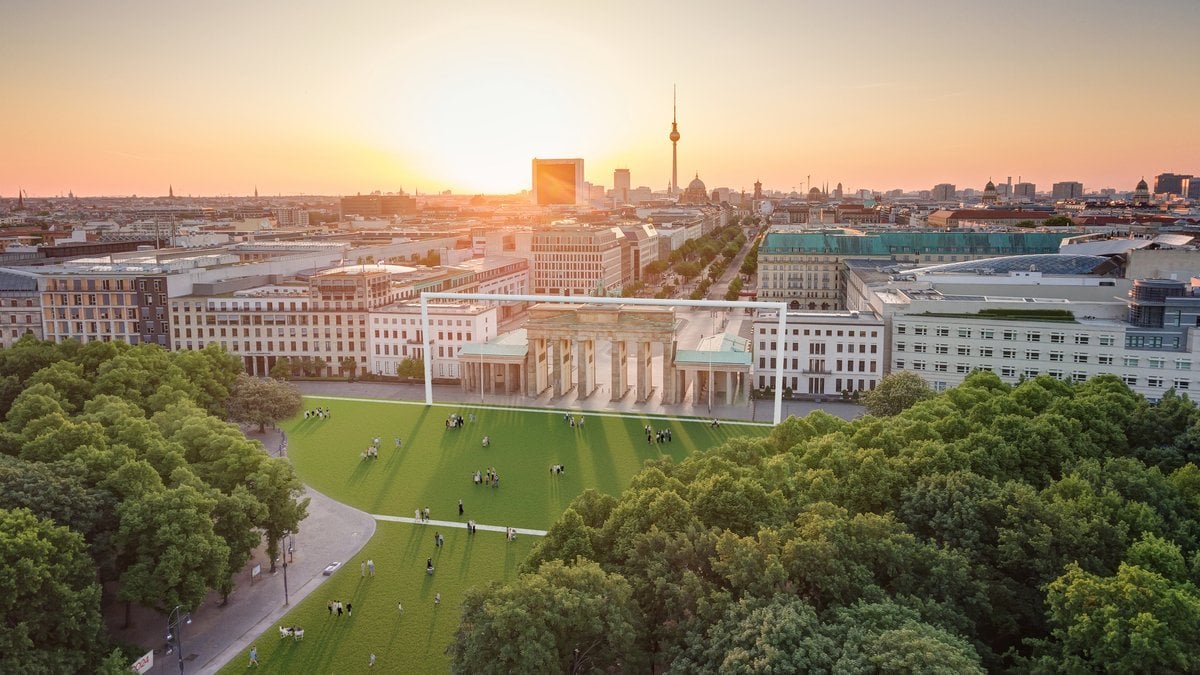 Gefahr beim Public Viewing: Umweltschützer fürchten Plastikstaub auf der Berliner Fanmeile
