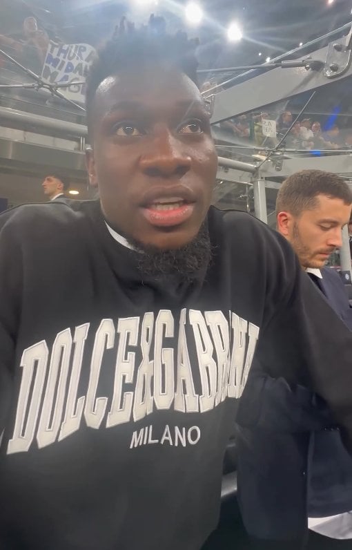 [Mari] Andre Onana: “For me, Inter is a family. With the fans, we are always united. I came today because they are about to win the Scudetto! I won’t be able to be here next week and that’s why I came today to congratulate everyone. It’s a historic moment for the club. Inter are a fantastic team.”
