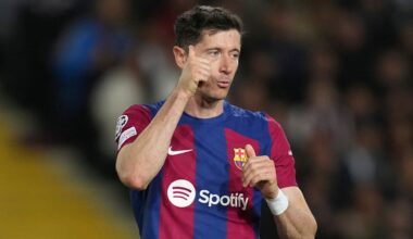 Robert Lewandowski on Harry Kane getting close to beat his record of most Bundesliga goals in 1 season: "What Kane has achieved in his first season at Bayern is incredible. Nobody could have expected that. As for the record... Kane needs to score 6 goals in 3 games. It will be very difficult"