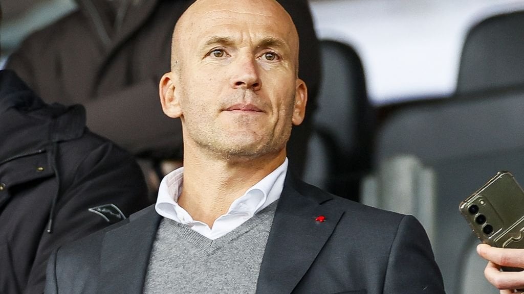 Board of major shareholders Ajax wants to reverse proposed resignation Kroes