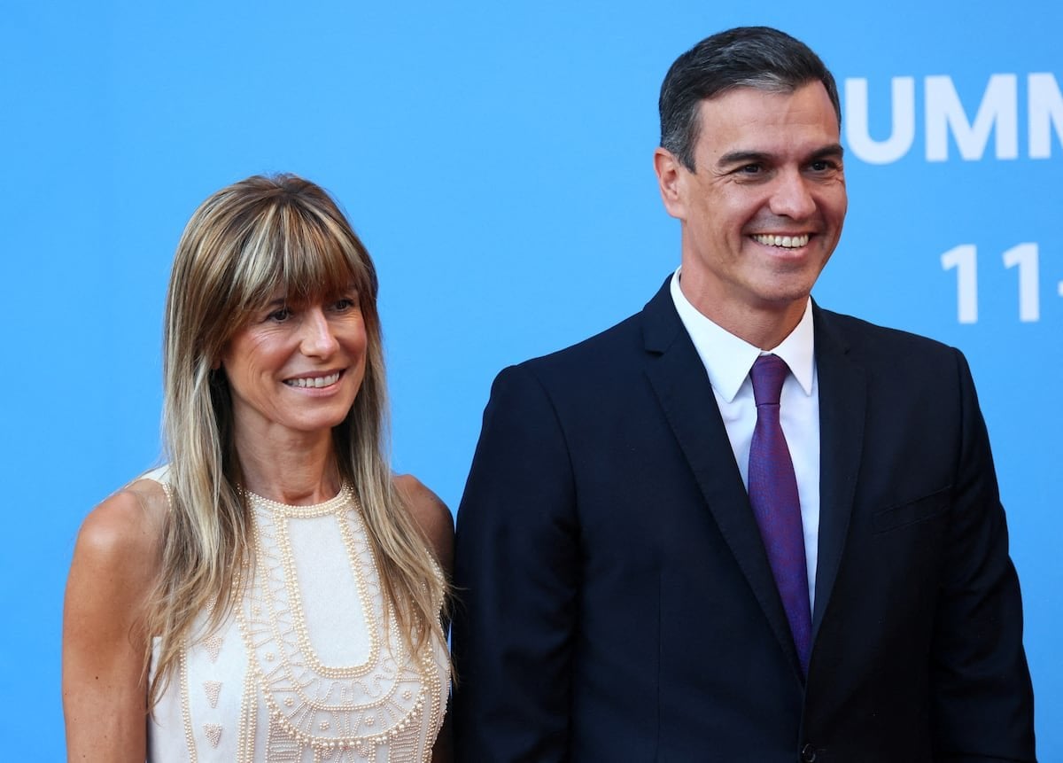 Sánchez, tras la denuncia contra su esposa, Begoña Gómez: “Necesito parar y reflexionar. Si debo continuar al frente del Gobierno o renunciar a este alto honor”