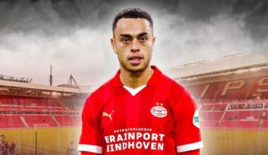 PSV has a 10m clause to buy Dest from FC Barcalona, however PSV want to lower this price. Dest is expected to be injured for 9 months and only has a contract until summer 2025 left