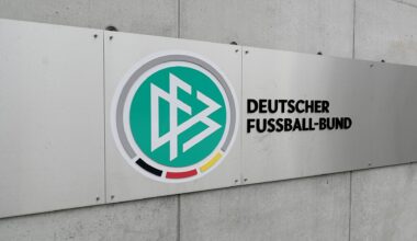 Das Sportgericht des DFB hat Schalke 04 wegen unsportlichen Verhaltens seiner Anhänger beim Auswärtsspiel gegen Hansa Rostock mit einer Geldstrafe in Höhe von 64.600 Euro belegt