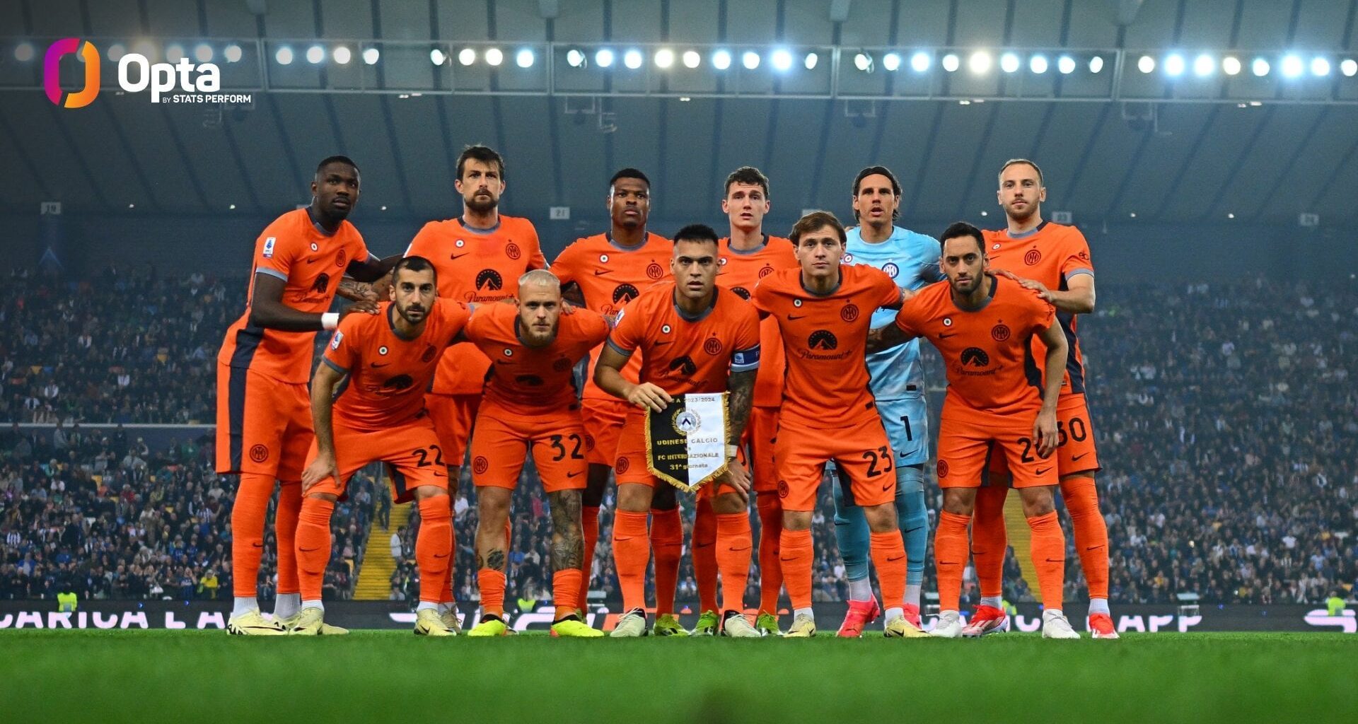 [OptaPaolo] 1 - With Hakan Çalhanoğlu's goal, Inter became the first team in the Serie A's history to score in each of the first 31 matches played in a single season. Historic.