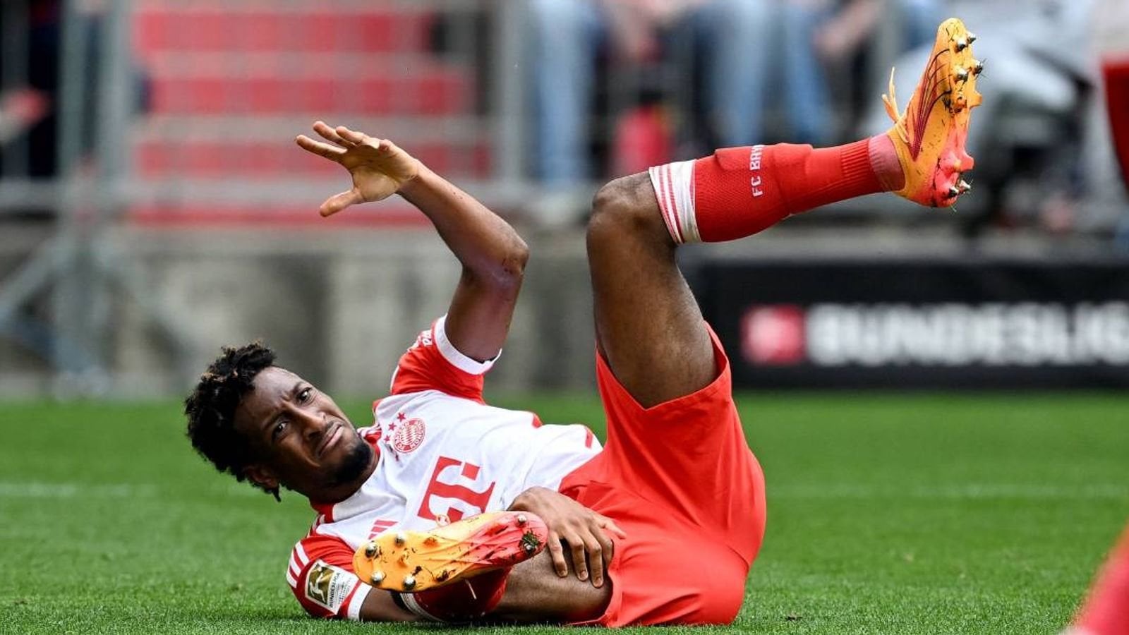 Diagnose da: Bayerns Kingsley Coman zieht sich Muskelverletzung zu und fehlt wochenlang