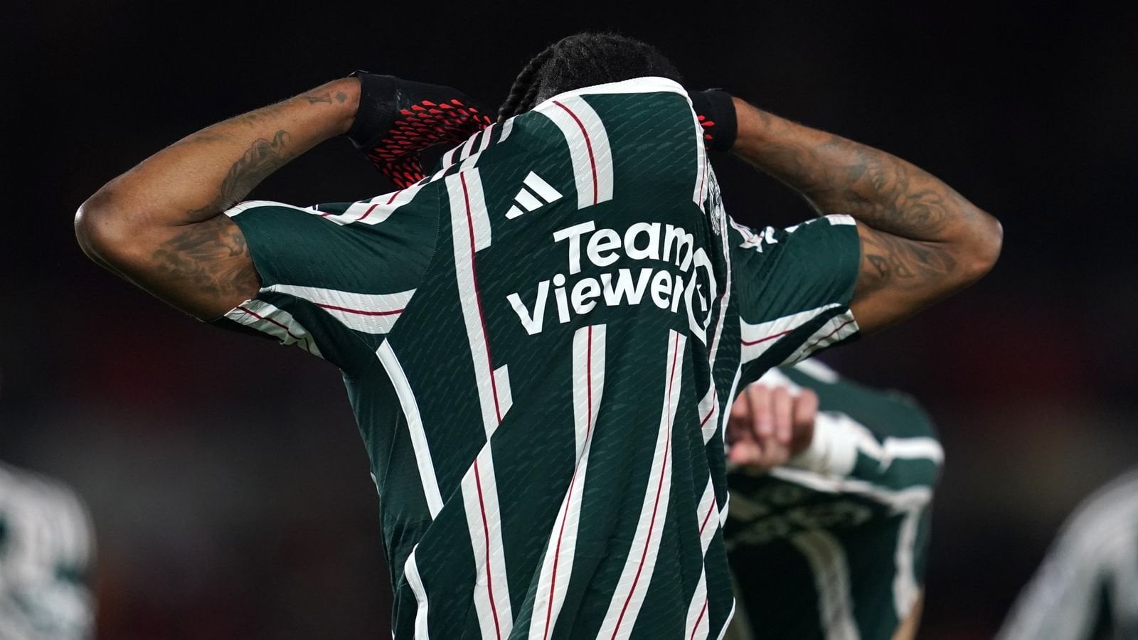 Gary Neville: Man Utd produced 'horrible' performance at Brentford