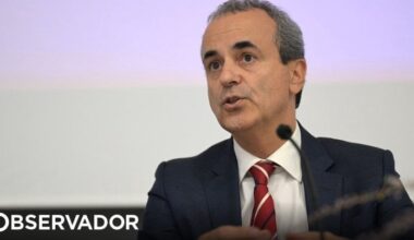 Fernando Araújo, diretor executivo do SNS, apresenta demissão para que ministra possa executar as medidas que considere necessárias