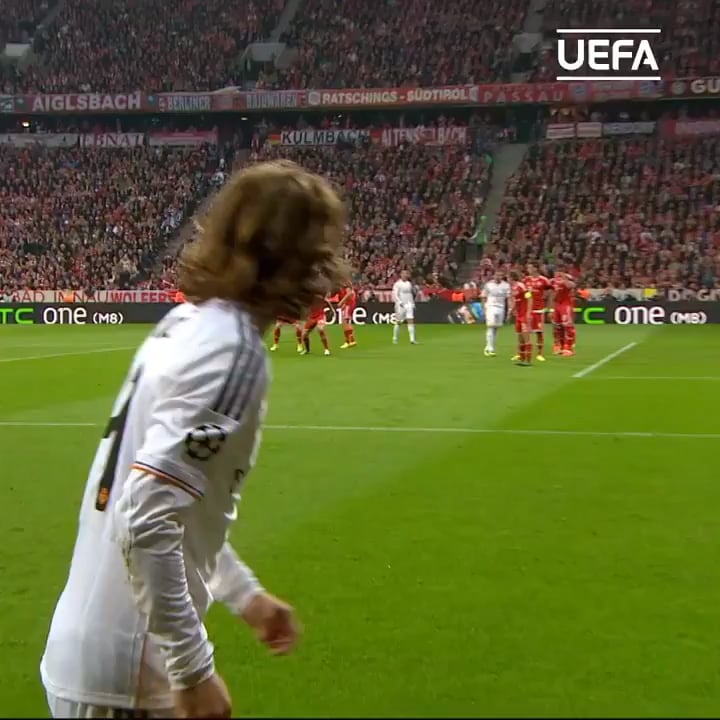 10 years ago Real Madrid won 4-0 against Bayern in the second leg of the semi final in the  UCL