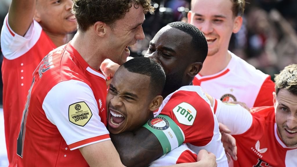 Feyenoord whoops Ajax (6-0)