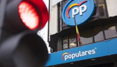 Desalojan la sede del PP en Génova 13 por un aviso de bomba