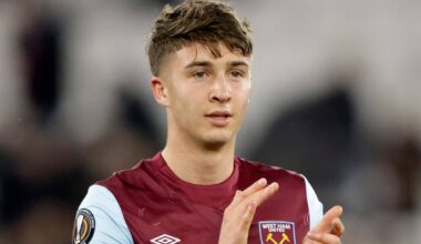 West Ham youngster Earthy in hospital after head injury on Premier League debut