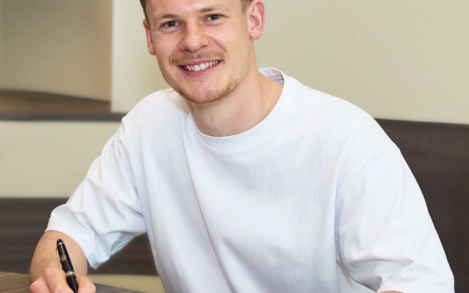 Alexander Nübel has extended his contract at FC Bayern until June 2029
