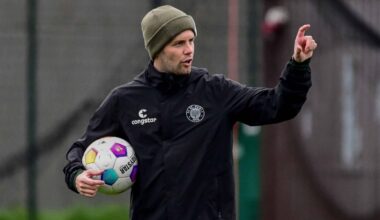 Hürzeler rechnet selbst mit einer weiteren Sperre: "Wenn ich jetzt schon Gelb bekomme, wenn der gegnerische Trainer in meiner Coachingzone auftaucht, dann liegt es nicht allein in meiner Hand."