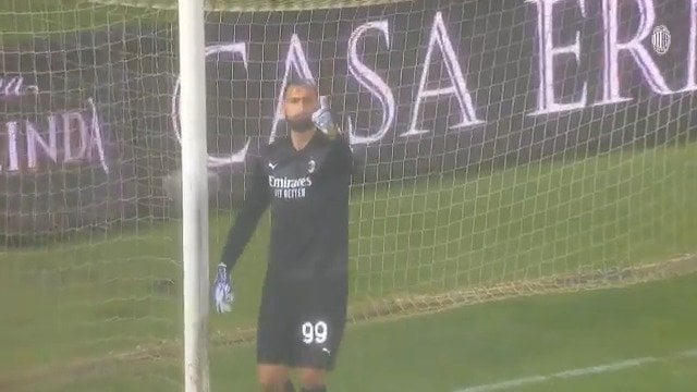 [Cabine Desportiva] Ainda te recordas❓ O ano era 2020. O Rio Ave jogava o play-off da Liga Europa com o Milan, tendo sido eliminados numa disputa de grandes penalidades intensa. Um início de temporada forte… que terminou com a descida.