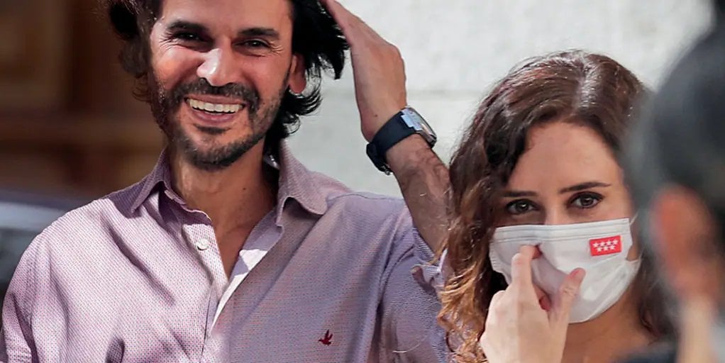 El novio de Ayuso se querella contra la fiscal jefe de Madrid y el que lleva su causa por fraude a Hacienda
