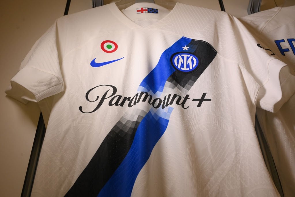 [Mari] On November 1st 2019, Inter repurchased the resale rights from Nike for a total of €6M (payable over 5 years) here is how much was made: 2020: €2.537M; 2021: €4.210M; 2022: €6.146M; 2023: €13.160M. Estimate 2024: €24M.