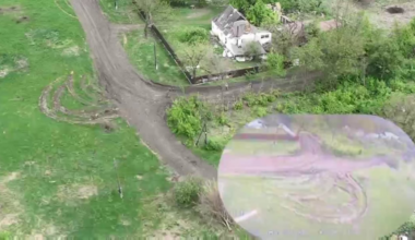 NSFL WARNING: Ukrainian FPV drone hits Russian infantry walking in Novobakhmutivka, Donetsk region. April 25th, 2024