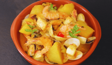 Stewed Potatoes and Seafood