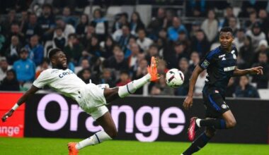 Le défenseur de Marseille, Chancel Mbemba, remporte le prix du meilleur joueur africain de l'année de la Ligue française.