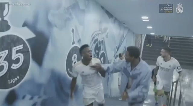 Real Madrid locker room celebration & Alaba 🤍