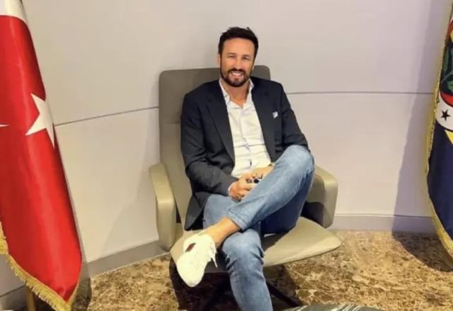 Our sporting director (mario branco) brought Coach César Peixoto to watch the besiktas game. He is probably a coach branco is eyeing to see at fenerbahce. Is he any good?