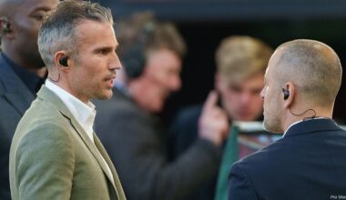 [OmropFryslan] 'SC Heerenveen spoke to Van Persie about possible role as head coach'