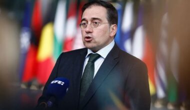 España advierte de que  la entrada por la fuerza en la Embajada de México en Quito supone una "violación de la Convención de Viena"