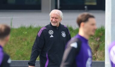 Sportdirektor Rudi Völler führt DFB bis zur WM 2026